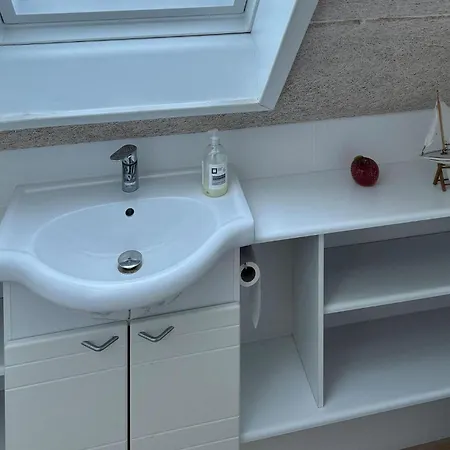 2 Bedroom Awesome In *